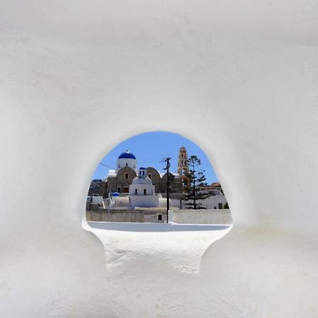 Church And Cave - Santorini Private Residences ميساريا المظهر الخارجي الصورة