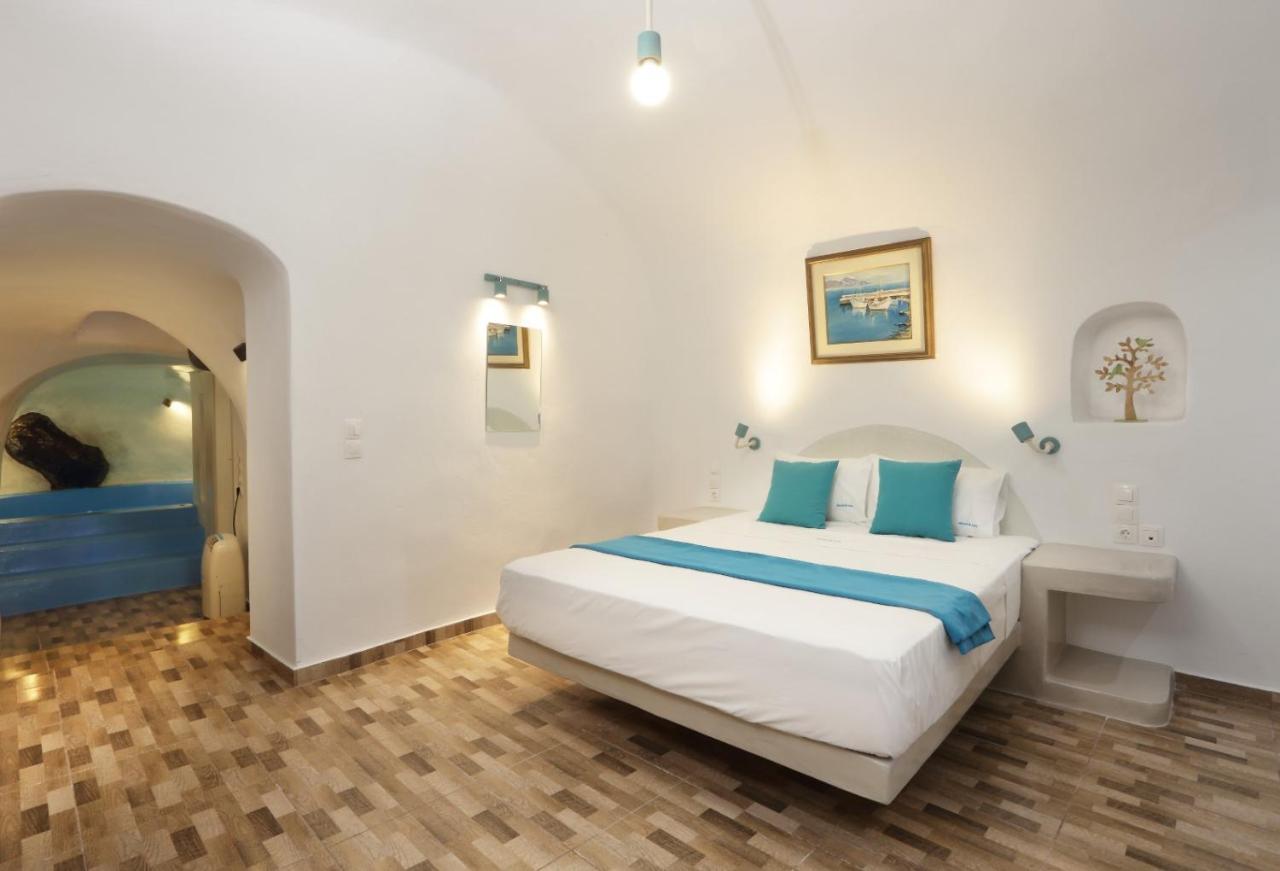 Church And Cave - Santorini Private Residences ميساريا المظهر الخارجي الصورة