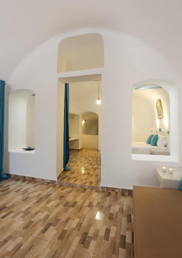 Church And Cave - Santorini Private Residences ميساريا المظهر الخارجي الصورة
