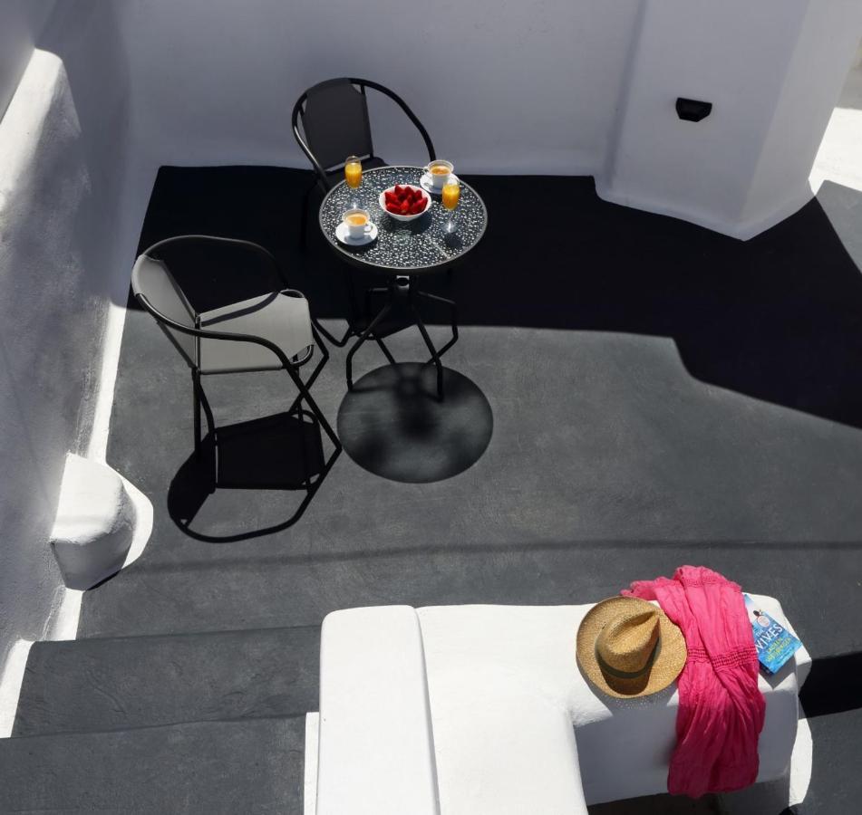 Church And Cave - Santorini Private Residences ميساريا المظهر الخارجي الصورة
