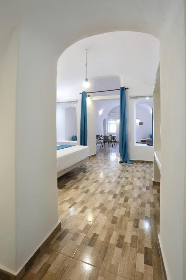 Church And Cave - Santorini Private Residences ميساريا المظهر الخارجي الصورة