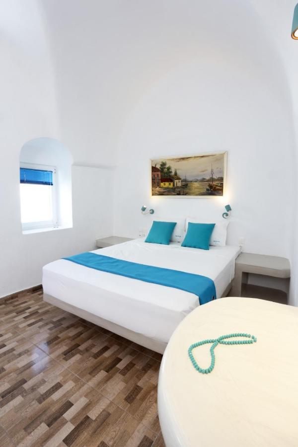 Church And Cave - Santorini Private Residences ميساريا المظهر الخارجي الصورة
