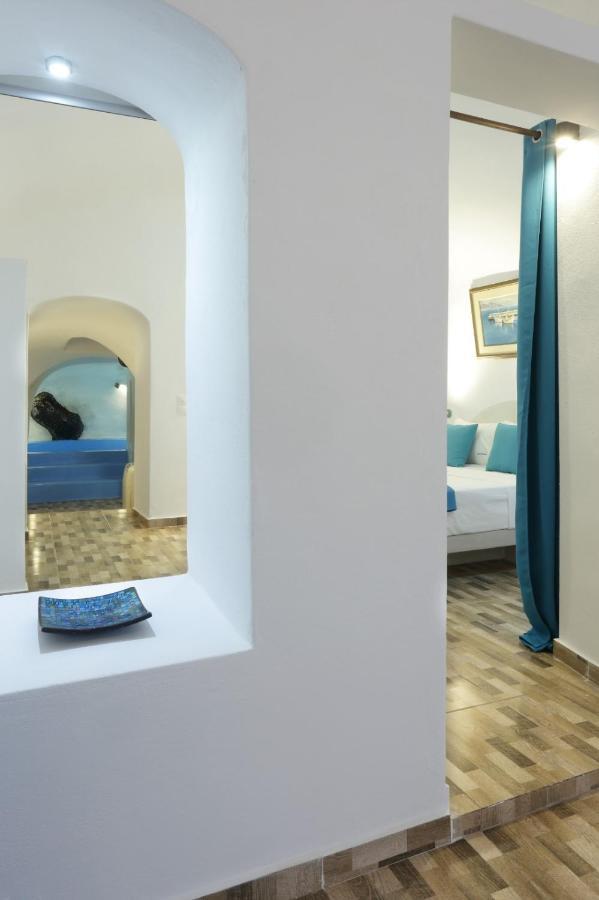 Church And Cave - Santorini Private Residences ميساريا المظهر الخارجي الصورة